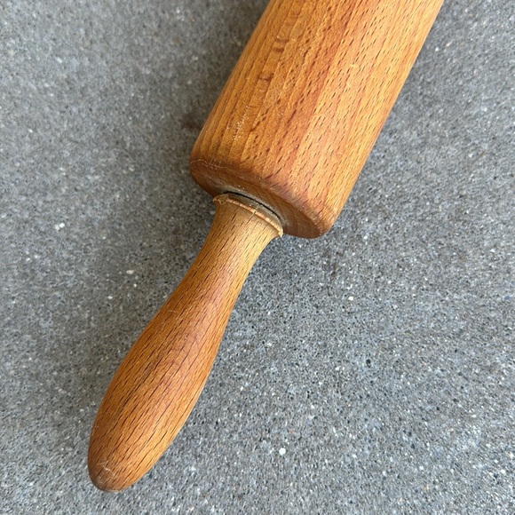 Vintage Maple Rolling Pin - Picture 2 of 5